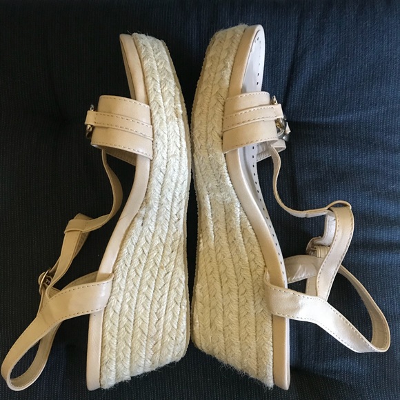 NEW Lady Godiva Beige Chain Jude Espadrille Wedge - Picture 3 of 6